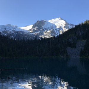 Media 'Joffre Lakes Park, British Columbia' in category 'Streamside Images'